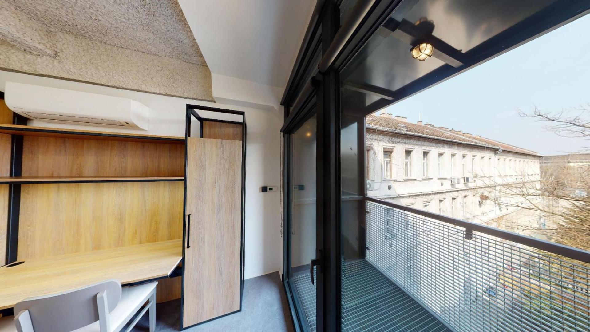 In Budapest Apartments Hotel Стая снимка