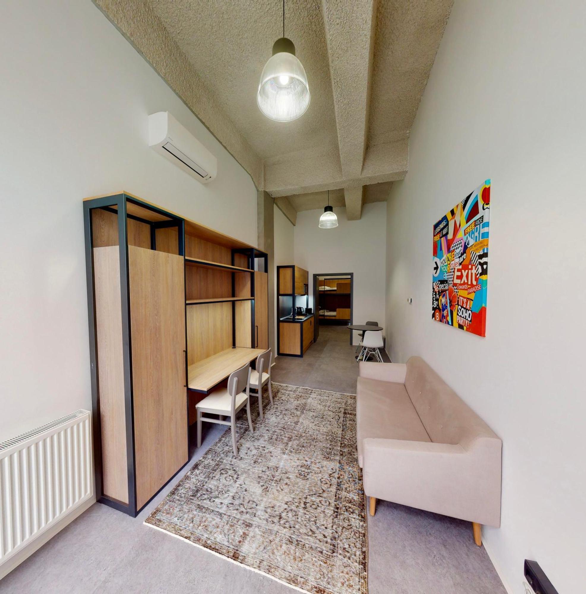 In Budapest Apartments Hotel Стая снимка